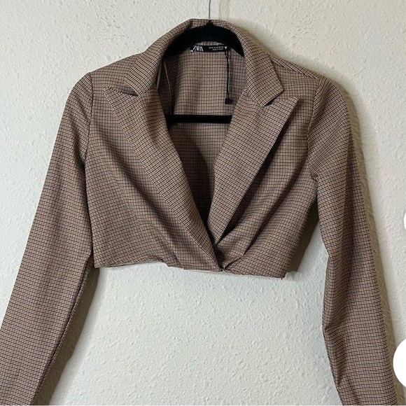 Zara Women's Brown and Tan Blouse - Picture 3 of 4